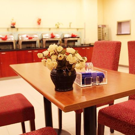 Hanting Express Shanghai Songjiang North Renmin Road المظهر الخارجي الصورة