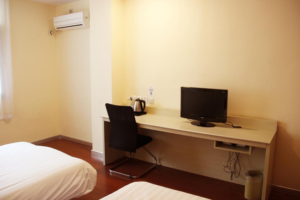 Hanting Express Shanghai Songjiang North Renmin Road الغرفة الصورة