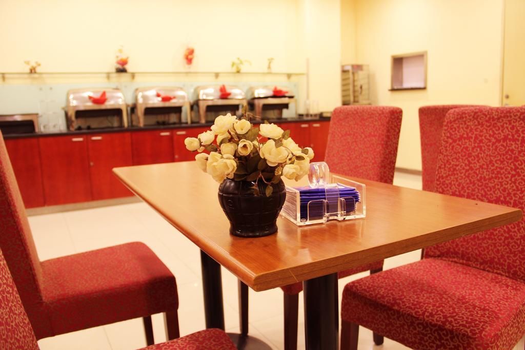 Hanting Express Shanghai Songjiang North Renmin Road المظهر الخارجي الصورة